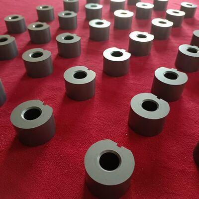 Customized Size Silicon Carbide Sliding Bearing With 1650℃ Max Temperature And Corrosion Resistance For Harsh Environments